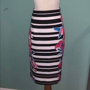 Fully-lined Gorgeous Stretch Summer Flowered Skirt